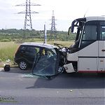 Személyautó rohant frontálisan buszba - Sopron