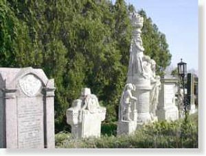 Bezerédj - Felsőbüki Nagy Pál síremlékek
